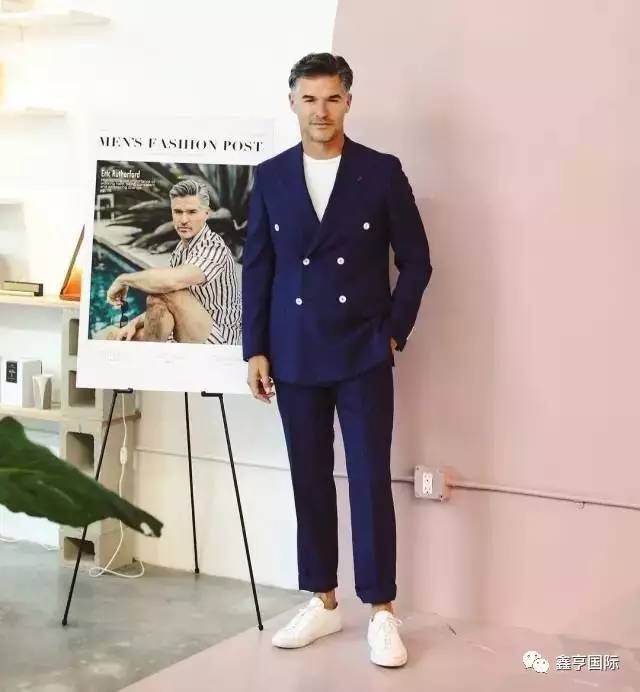 湖南鑫亨國際貿易有限公司,湖南輕奢商務男裝品牌,湖南時尚高端女裝,配飾皮具箱包